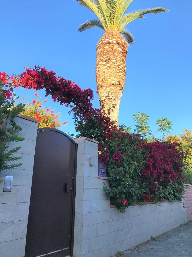 Villa Liri - Sud Sardinia - 350 M Dalla Spiaggia Capitana Exterior foto